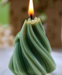 Christmas tree-candle-spiral-deco-launa-design